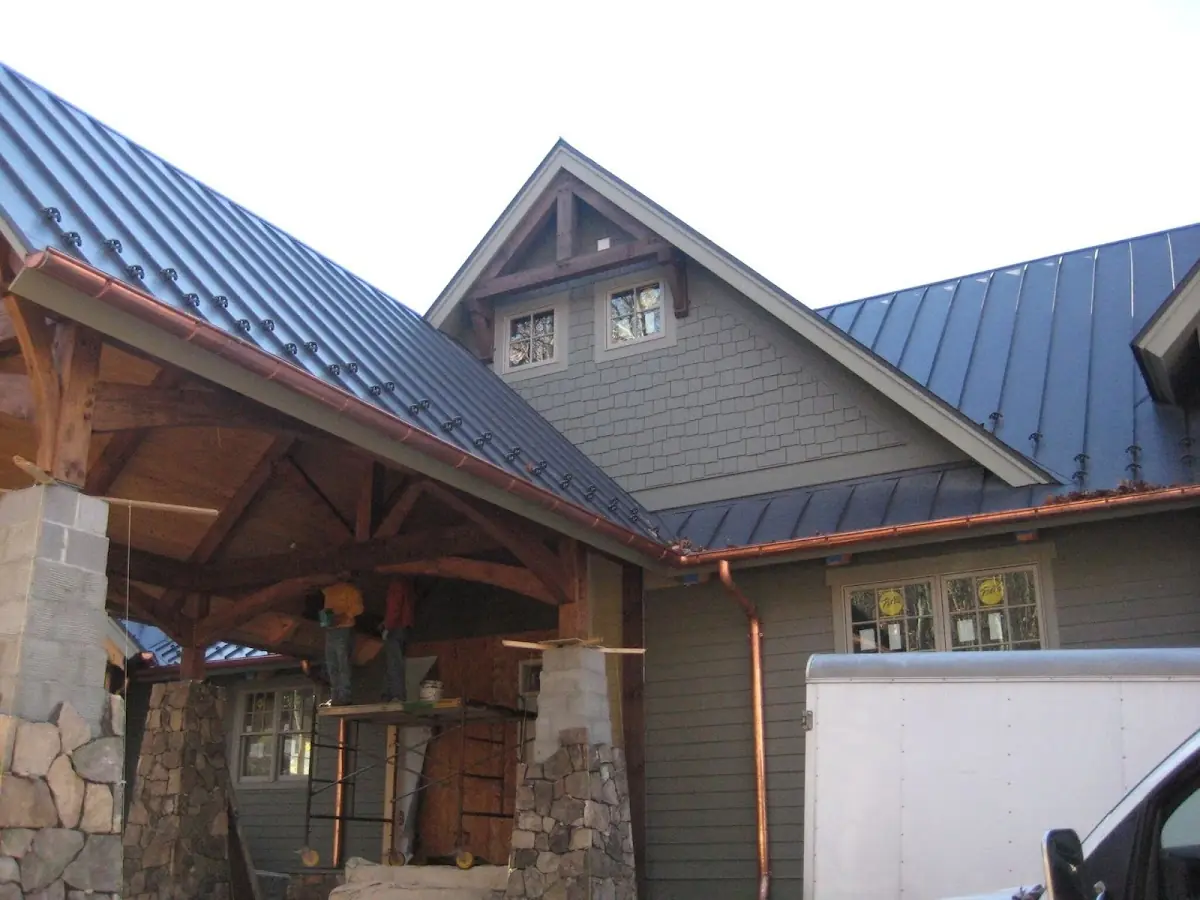 Craftsman Roofing team delivering quality roofing work in South Main